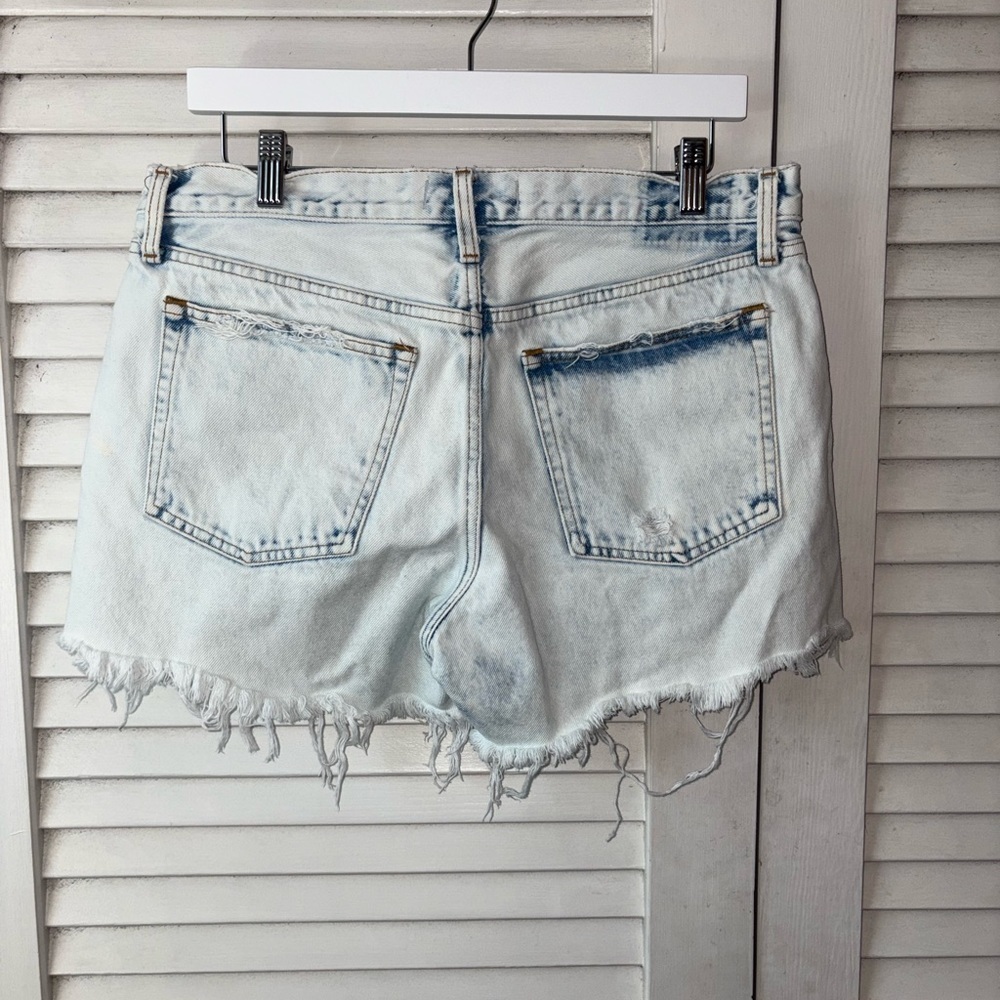 Abercrombie & Fitch Boyfriend Shorts Size 10/30 Mid Rise Acid Wash Distressed - Picture 6 of 7